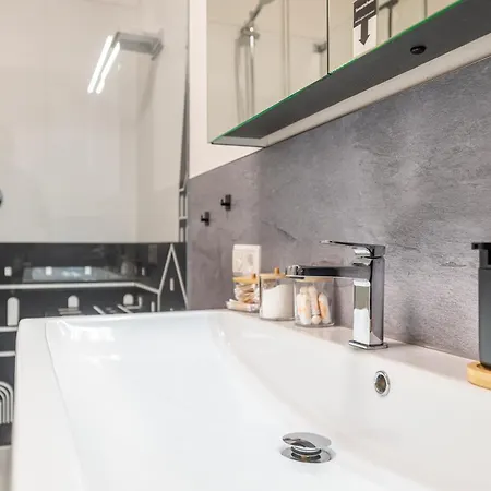 Sevenhills Familien-apartment Fuer Bis Zu 5 Gaeste 6 Min Zum Bahnhof באמברג